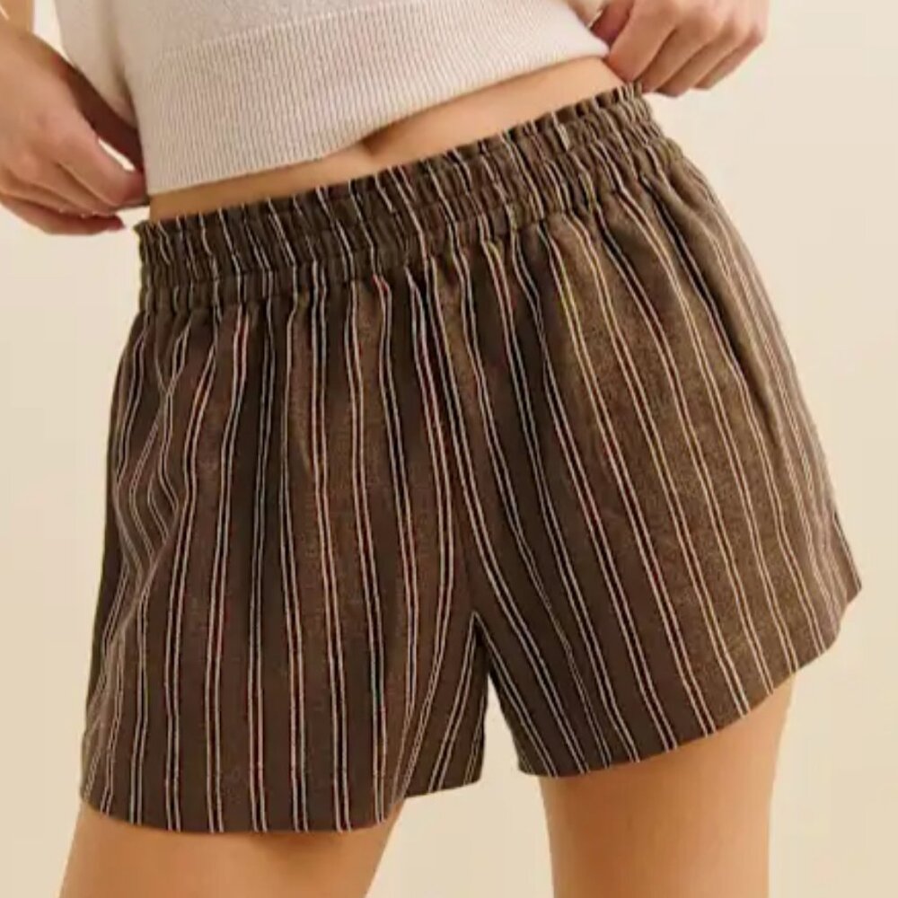 NEW Reformation Mila Linen Short Brown - Size M